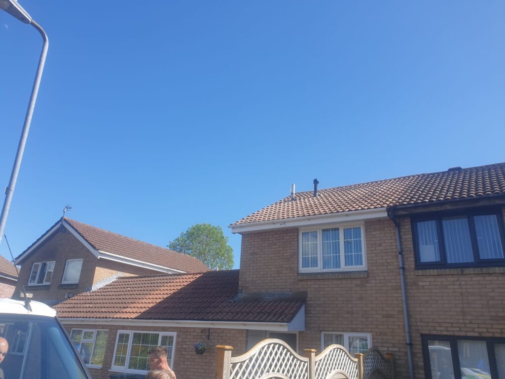 Roof cleaning Cardiff
